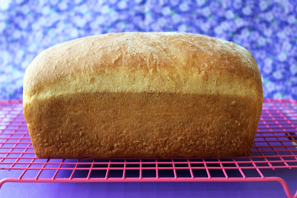 Белый хлеб во сне к чему снится. Белый хлеб. Картофельный хлеб. Второй хлеб. Хлеб из картофеля.